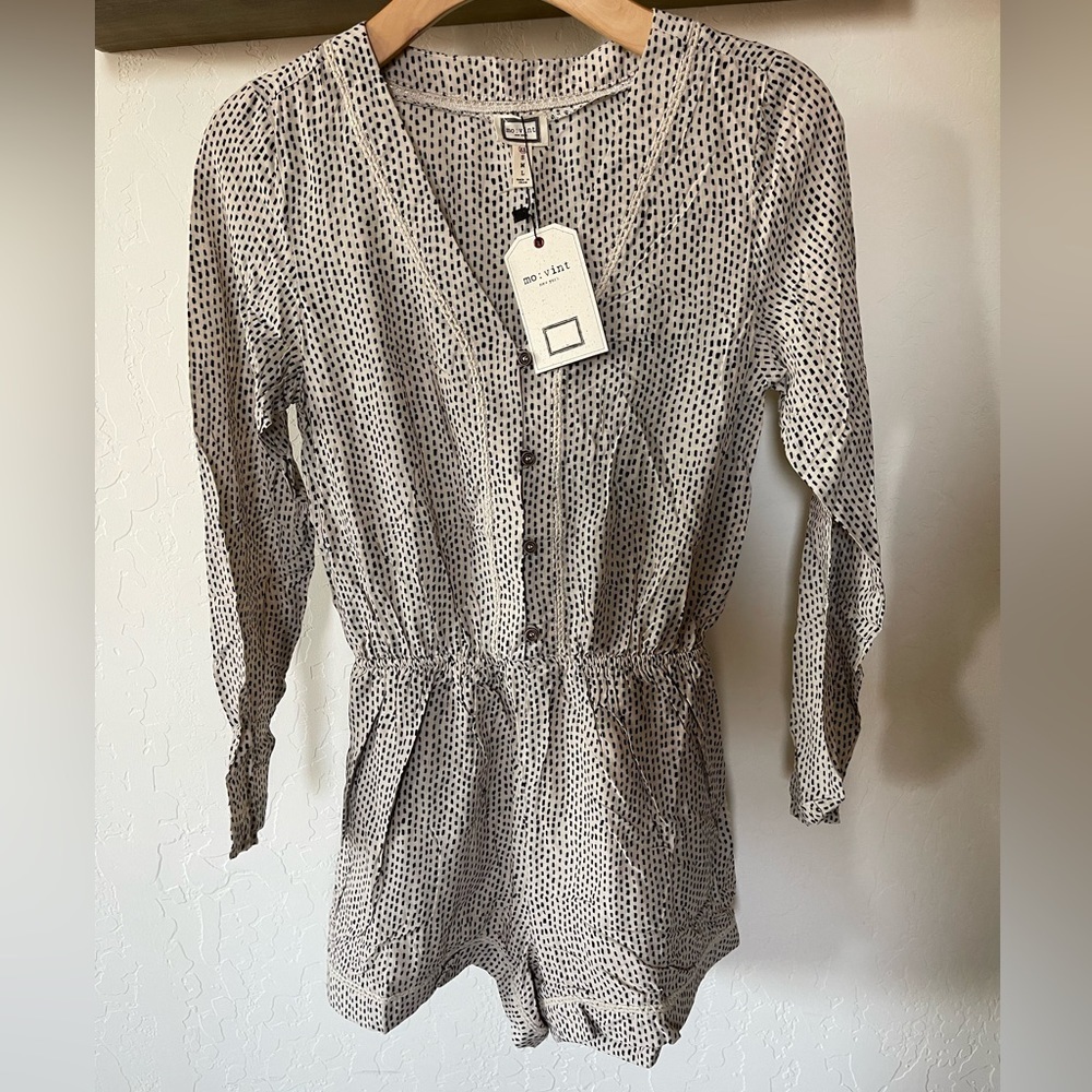 mo:vint| Anthro Neutral Long Sleeve, Polka Dot Romper in Size XS•NWT•••Boho